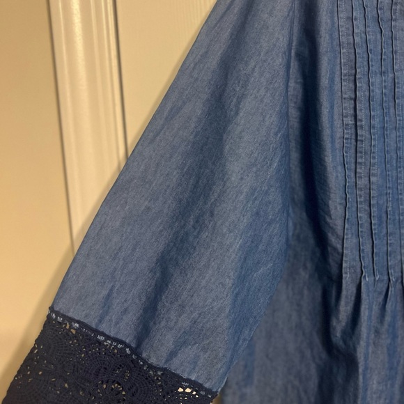 Sabrina Lauren NY Womens Top XL Blue Peasant Boho Tunic Embroidred Pleated Denim - Picture 5 of 5